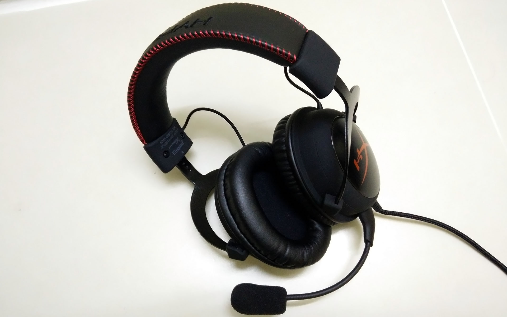 Kingston HyperX Cloud Core Gaming Headset Unboxing and Review